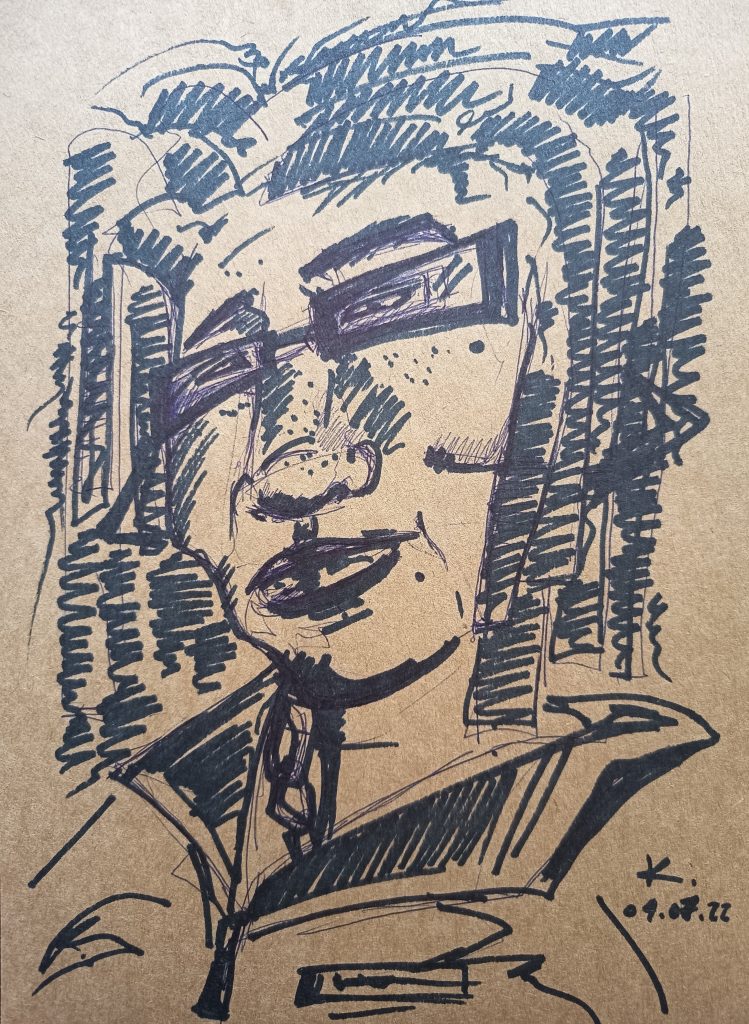 Black feutres sunglas and dread