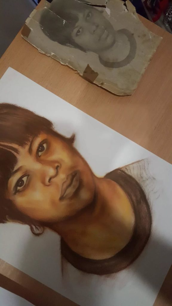 portrait Mujer cubana craies réaliste