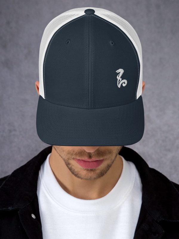 Casquette « L » — Libre sans te voiler la face. Un nouveau départ, sans se presser.