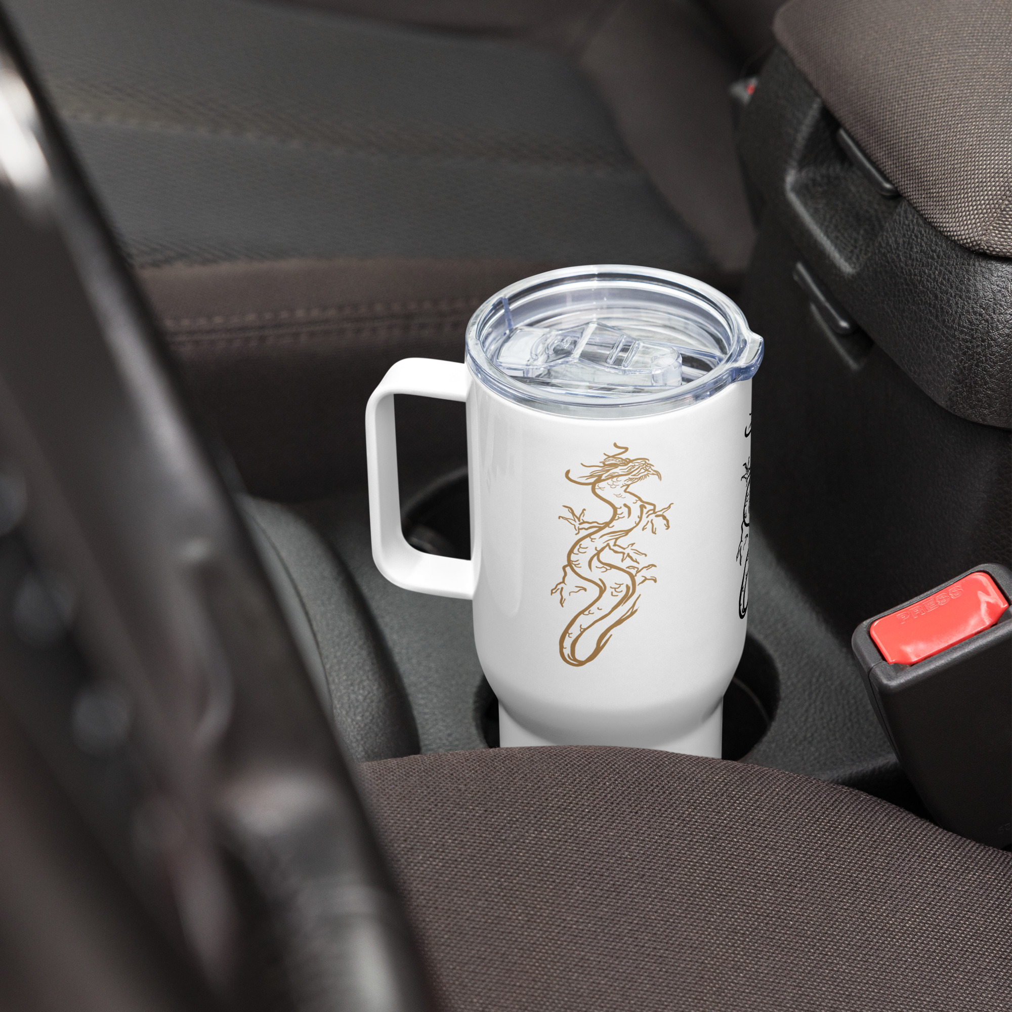 Grand Mug thermos Dragon — Or & Encre. Un mug isotherme en acier inoxydable, pour puiser dans sa force chaque jour.